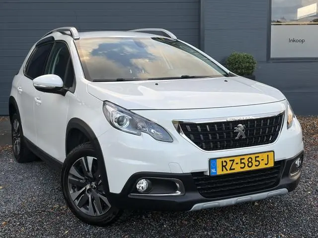 Peugeot 2008 1.2 PureTech Allure  ✓Camera✓Navi✓Carplay✓Halfleder✓110pk✓Dealer Onderhouden✓Clima✓Crui...