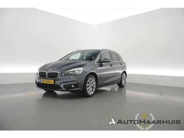BMW 2-serie Active Tourer 218i Luxury High Ex. | Rijklaar! | Orig. NL | Trekhaak | HUD | Memory | Ca...