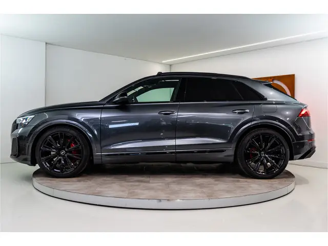 Audi Q8 60 TFSI E Quattro S-Edition Competition 490PK FACELIFT | Pano | B&O | Vierwielsturing | VOL!...