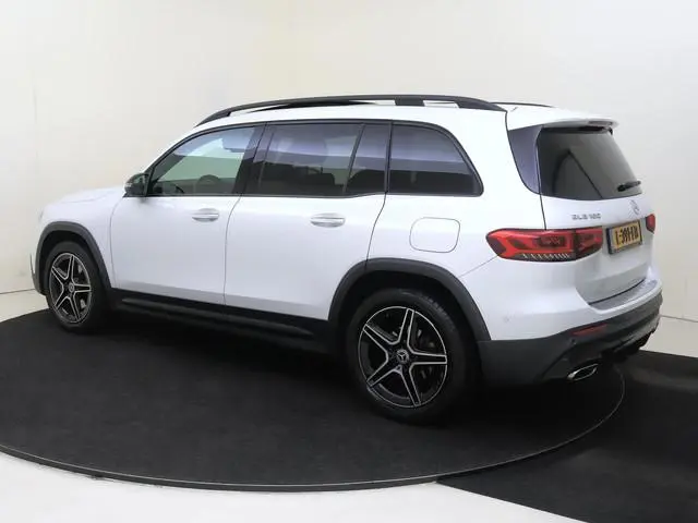 Mercedes-Benz GLB 180 Business Solution AMG Panoramadak / Memory Seats / Parkeercamera / Nightpakket...