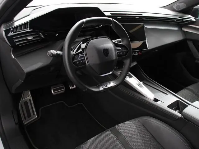 Peugeot 308 1.2 PureTech GT Climate control Adaptive cruise control Parkeersensoren Achteruitrijcame...