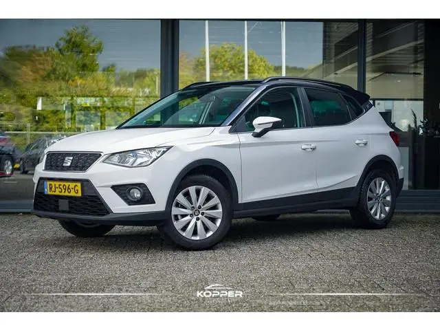 SEAT Arona 1.0 TSI Style Launch Edition / Upgrade Comfort / Carplay / NL Auto / Getint Glas / DAB+