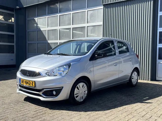 Mitsubishi Space Star 1.0 Cool+ Airco Parrot Start / stop Mistlampen voor Elektrische ramen voor Bpm...