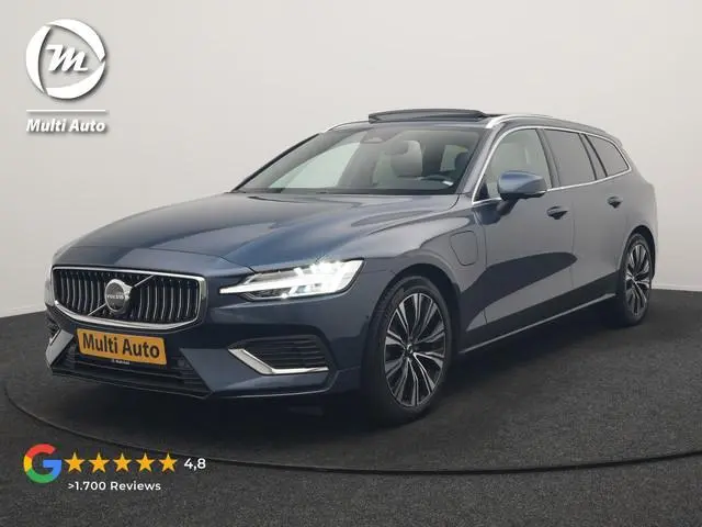 Volvo V60 T6 AWD Plus Bright LONG RANGE PHEV 350pk Dealer O.H. | Trekhaak Af Fabriek | Panodak | Ada...