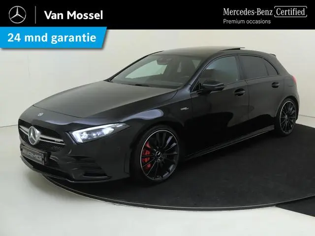 Mercedes-Benz A-klasse AMG 35 4MATIC / Panoramadak/ Night/ 19 inch/ Sfeerverlichting