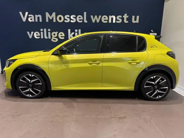 Peugeot 208 1.2 Hybrid 110 e-DCS6 GT | 3D-Cockpit | 360° Camera | Adaptieve Cruise Control | Sfeerve...