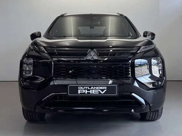 Mitsubishi Outlander 2.4 PHEV Black Edition | Actieprijs | NIEUW Uit voorraad leverbaar | 8 jaar gar...