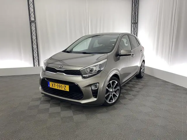 Kia Picanto 1.0 CVVT Design Edition | Apple carplay | Camera | Trekhaak | 5-deurs | Navi | Leer | Cr...