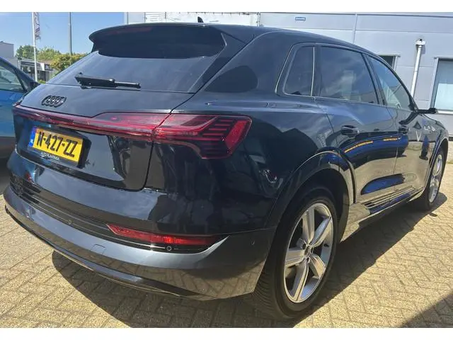 Audi e-tron e-tron 55 quattro 95 kWh 408PK | DEALERONDERHOUDEN | Zeer Nette Staat! | Luxe Lederen St...
