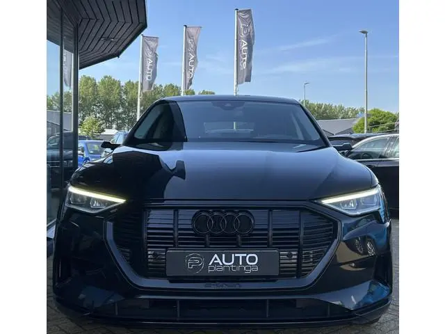 Audi e-tron e-tron 55 quattro 95 kWh 408PK | DEALERONDERHOUDEN | Zeer Nette Staat! | Luxe Lederen St...