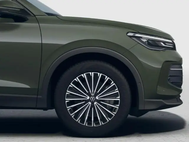 Volkswagen Tiguan Limited Edition 1.5 eHybrid 204 PK 6 versn. DSG · Design Pakket Dark · Trekhaak in...