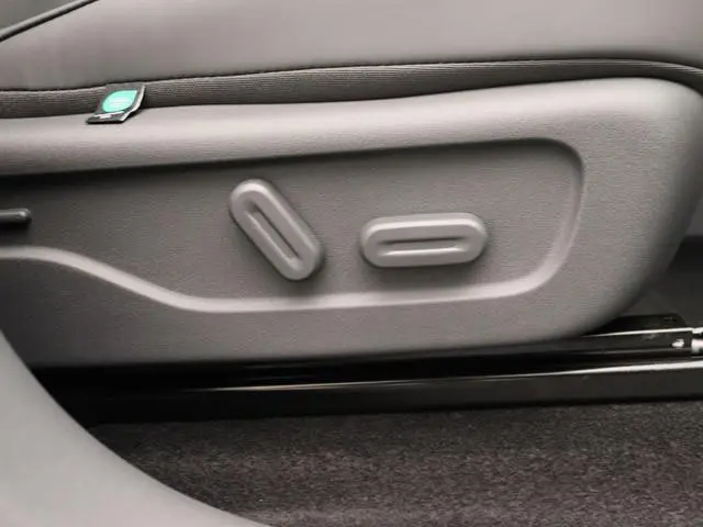Leapmotor B10