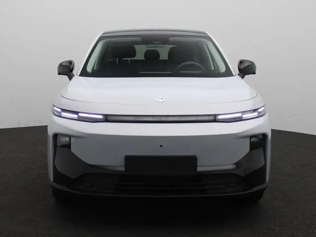 Leapmotor B10 Design ProMax 67.1 kWh | NU TE BESTELLEN | TOT 4 JAAR GARANTIE | VAN € 34.245,- VOOR €...