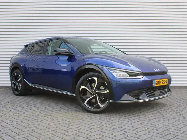 Kia EV6 Edition Advanced 77.4 kWh | Stuur-/stoelverwarming | BTW | Camera | Cruise adapt. | Elektr....