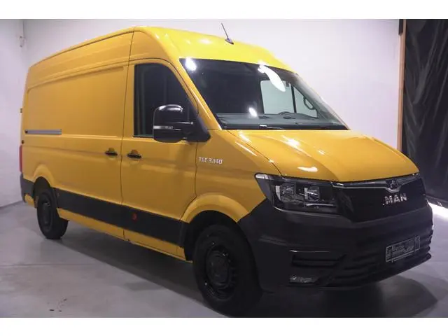 MAN TGE 3.140 pk DSG Automaat L3H3 Airco, DHL Geel App Connect, Cruise Control, 270 Graden Deuren, P...