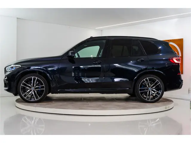 BMW X5 xDrive45e High Executive 394PK NL AUTO+NAP+1E EIG. | Executive | Pano | Laser | H/K | Driving...