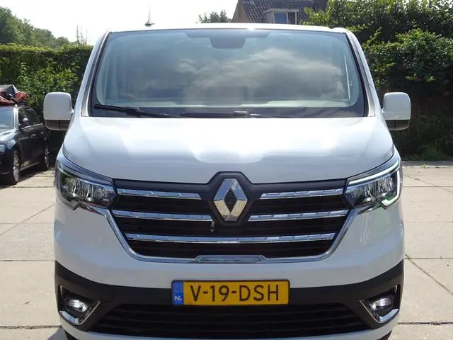 Renault Trafic 2.0 dCi L2H1