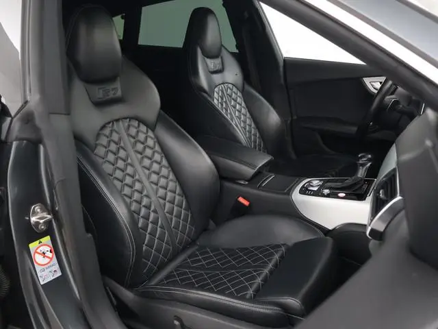 Audi S7
