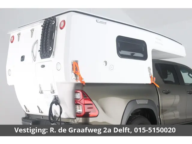 Toyota HiLux CAMPER OPBOUW *NIEUW* (€25.000,- ex.BTW) / €30.250,- incl. BTW