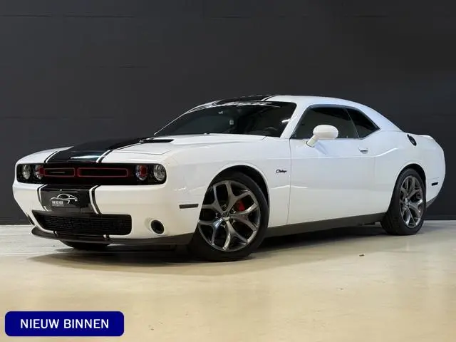 Dodge DODGE CHALLENGER 3.6 V6 | Schuifdak | Camera | Climate Control