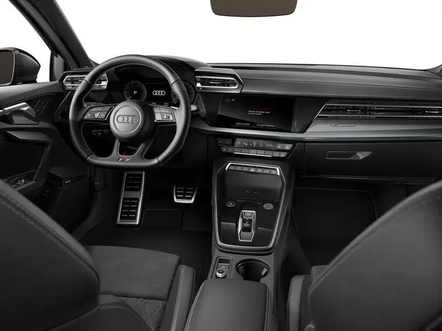 Audi A3 Sportback 45 TFSI e S edition Competition 272 PK · Glazen panoramadak · Sonos premium 3D · Bekleding leder/alcantara · Comfortsleutel