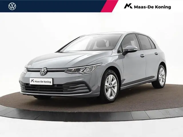 Volkswagen Golf 1.0 eTSI 110pk DSG Life · Camera · Apple/Android Car Play · Navigatie · P-Sensoren ·...