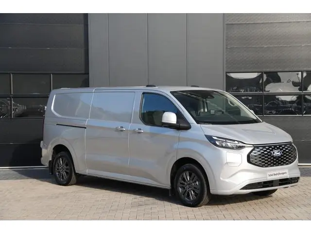 Ford E-Transit Custom 340 L2H1 Limited 71 kWh - ACC - 360 camera - Navigatie - Stoelverwarming - AGR...