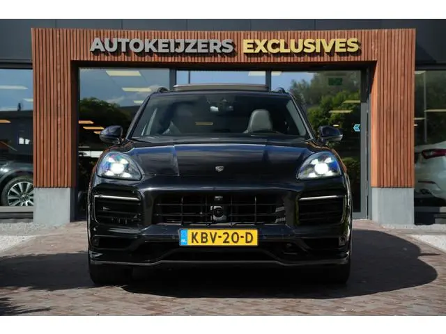 Porsche Cayenne 3.0 E-Hybrid Panoramadak Sportchrono HeadUp Stoelvent. Trekhaak 22''LM