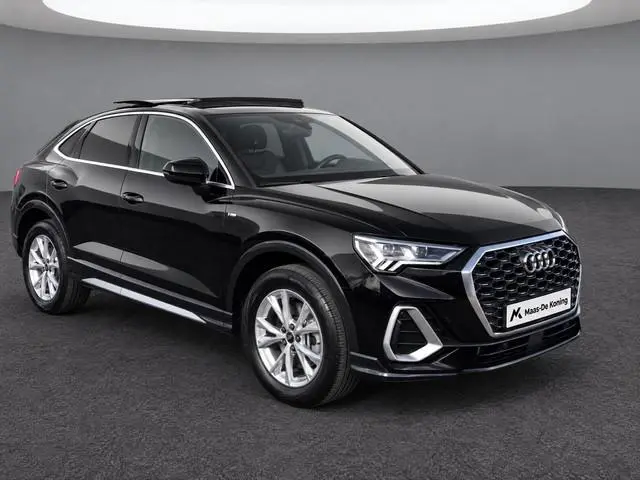 Audi Q3 Sportback 45 TFSIe 180kW/245PK S Line · Panoramadak · Trekhaak · Camera · Appler/Android Car...
