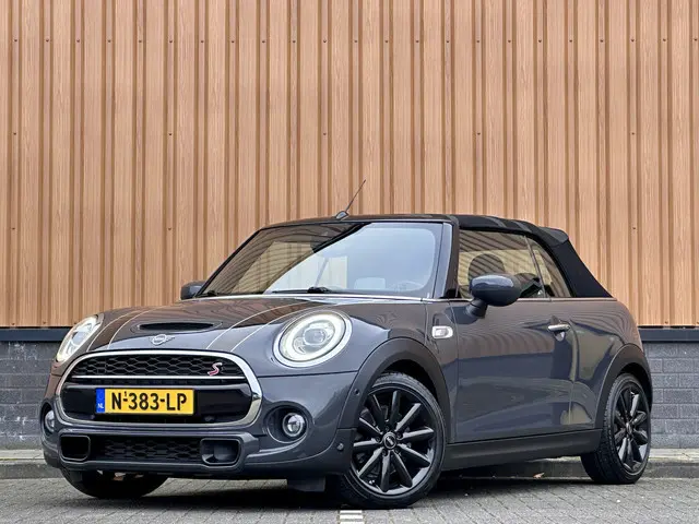 MINI Mini Cabrio 2.0 Cooper S Night Jack Edition | 192 PK | Achteruitrijcamera | Adaptieve Cruise Co...
