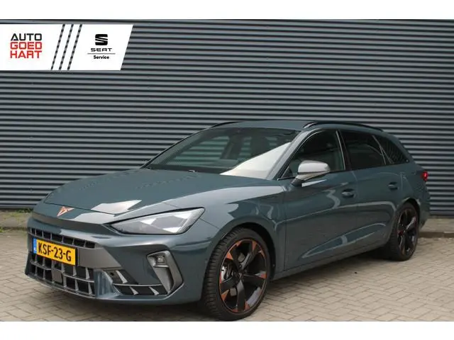 CUPRA Leon Sportstourer 1.5 TSI e-Hybrid Business Adaptive-Cruise Camera Stuur-en Stoelverwarming