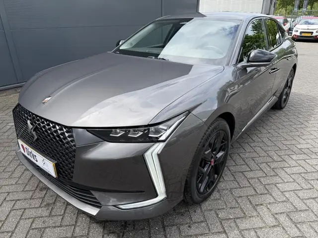 DS DS 4