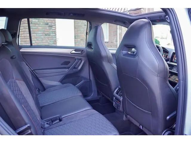 SEAT Tarraco 1.5 TSI 150PK FR Business Intense DSG BEATS AUDIO Panoramadak AppleCarplay/Android Auto