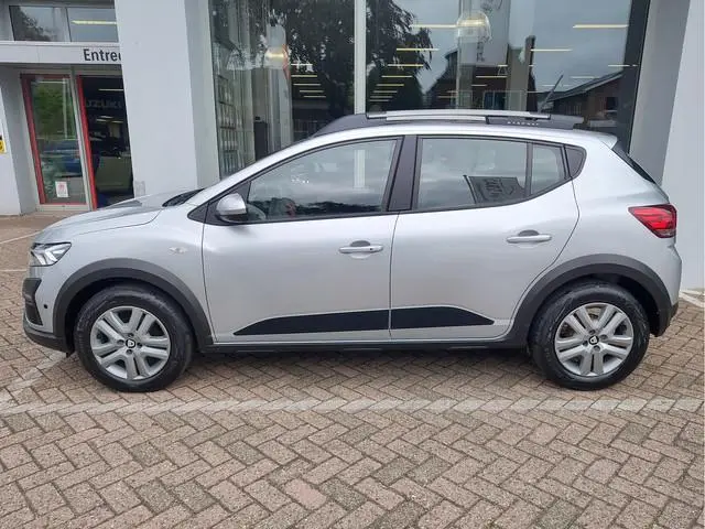 Dacia Sandero Stepway 1.0 TCe 90 COMFORT AUTOMAAT Dodehoeksensoren | Navi | Keyless