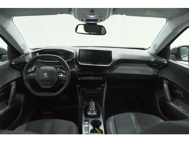 Peugeot 2008 PureTech 130 EAT8 Allure | Trekhaak Afneembaar | Camera | Navigatie | Parkeersensoren