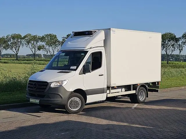 MERCEDES-BENZ SPRINTER 516 koelwagen automaat!