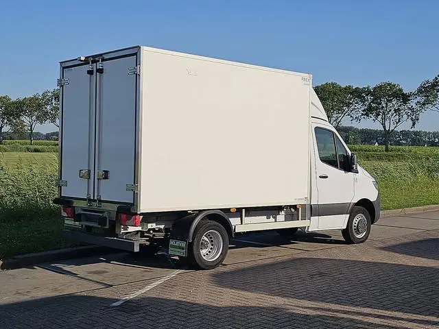 MERCEDES-BENZ SPRINTER 516 koelwagen automaat!