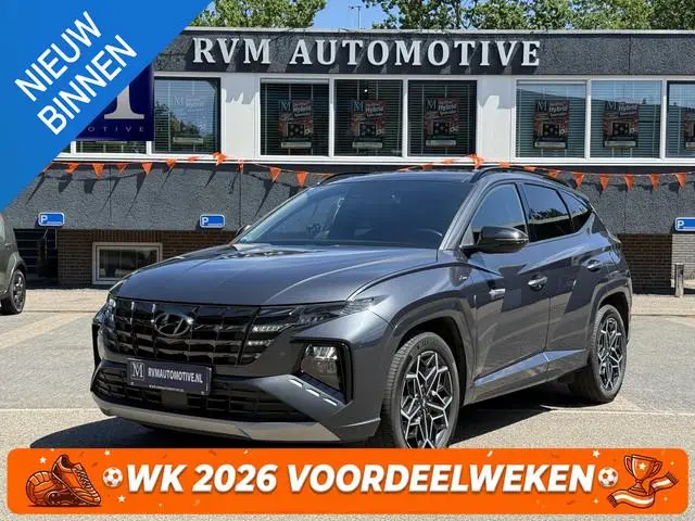 Hyundai Tucson 1.6 T-GDI HEV N Line VAN: 36.900,- VOOR: 34.877,- UW WKVOORDEEL: 2.023,-| PANO |DEALE...