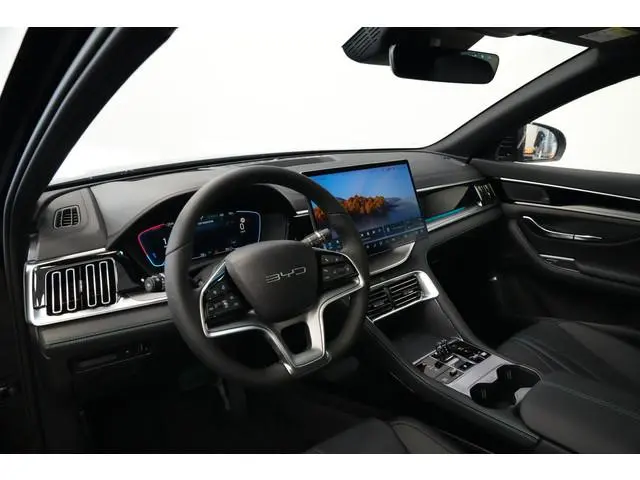 BYD SEAL U