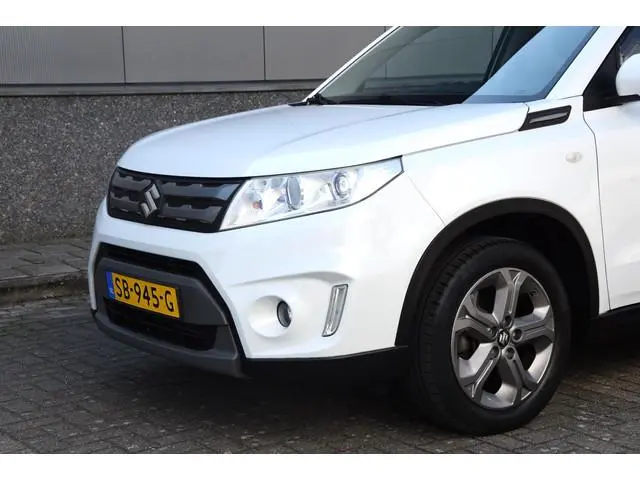 Suzuki Vitara 1.6 Exclusive | Volledig onderhouden | Stoelverwarming | Navigatie |
