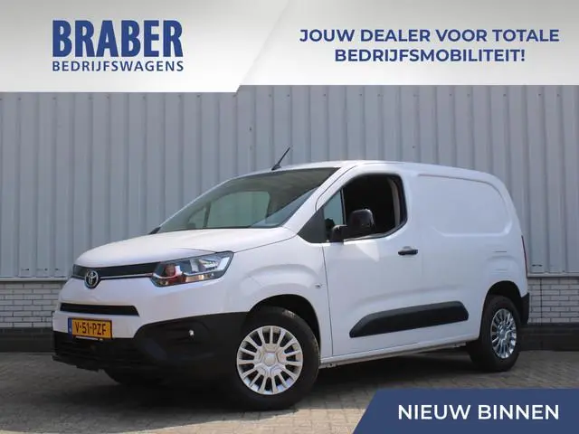 Toyota PROACE CITY 1.2 Turbo L1 Comfort | Clima | Cruise | 3-zits | Benzine! Mag alle milieu zones i...