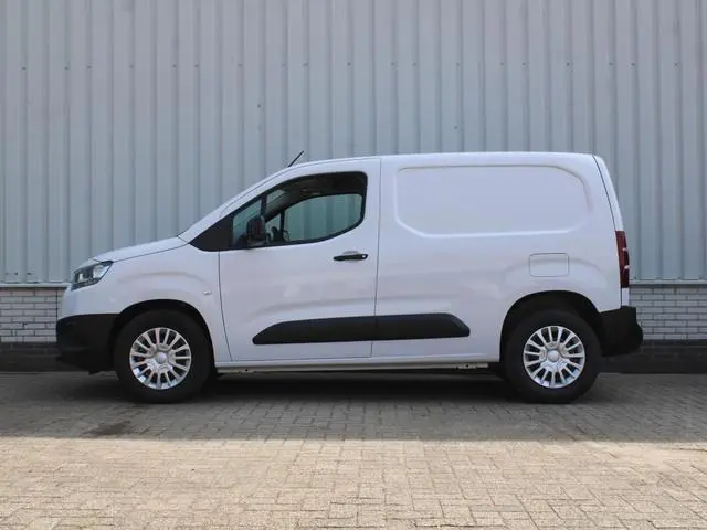 Toyota pro-ace