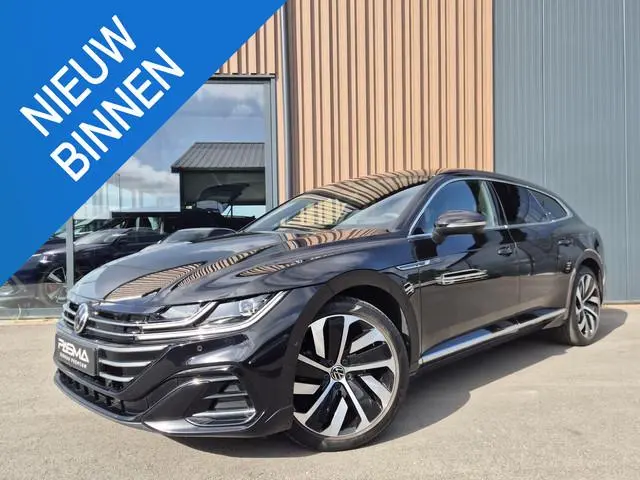 Volkswagen Arteon Shooting Brake 1.4 TSI eHybrid R-Line Business+ | Schaalstoelen | HUD | Trekhaak