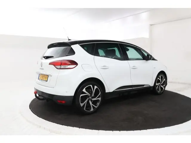 Renault Scénic 1.2 TCe Bose Volleder, Bose, Navigatie