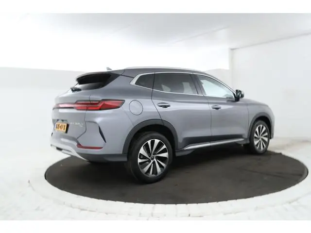 BYD SEAL U