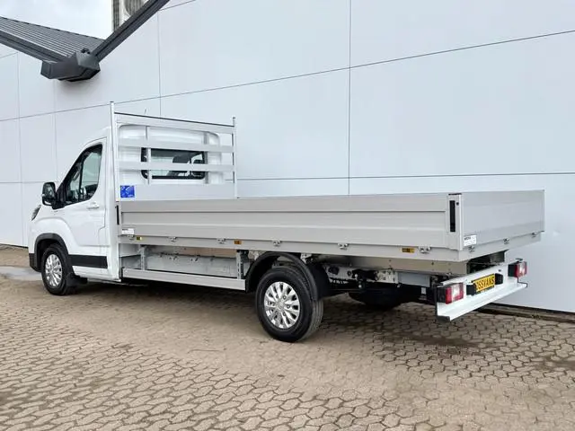 Maxus eDeliver 9 65kWh 204PK Nieuw! Open Laadbak 172km WLTP 100% Elektrisch Airco Adaptieve Cruise C...
