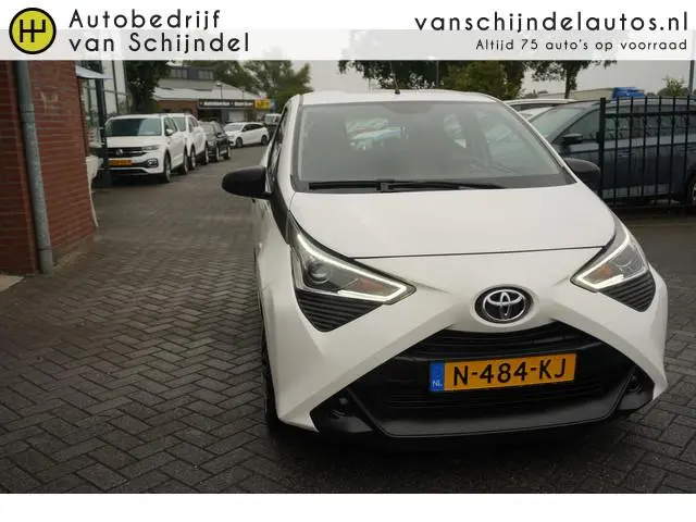 Toyota Aygo 1.0 VVT-I X-FUN 5DRS ORIGINEEL NEDERLANDS DEALER ONDERHOUDEN AIRCO CRUISECONTROL BLUETOO...
