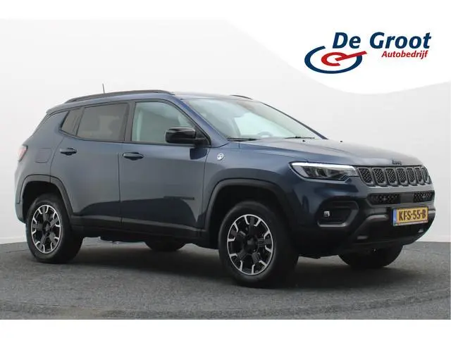 Jeep Compass 4xe 240 Plug-in Hybrid Electric Trailhawk Panoramadak, Leder/Stof, ACC, Camera, Apple C...