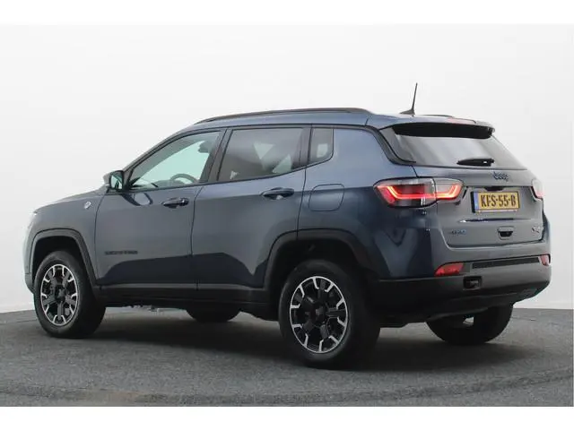 Jeep Compass 4xe 240 Plug-in Hybrid Electric Trailhawk Panoramadak, Leder/Stof, ACC, Camera, Apple C...