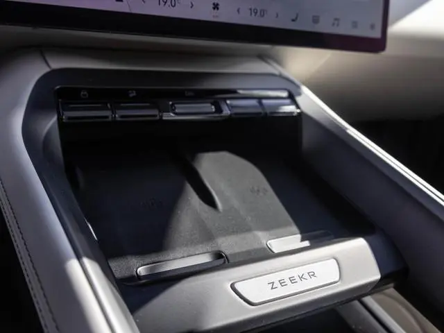 Zeekr 7GT